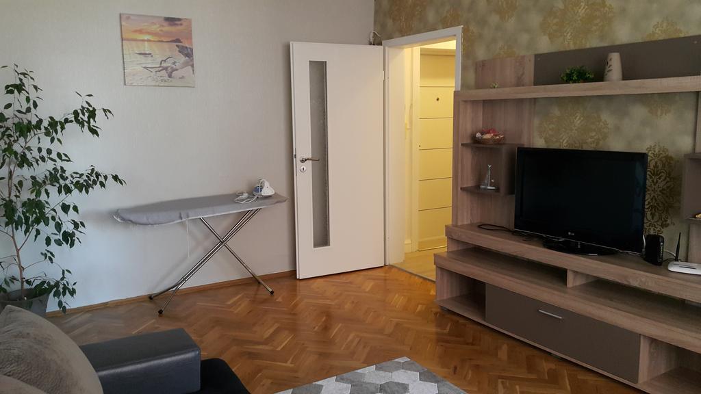 Apartment Plamen Delux Burgas Екстер'єр фото